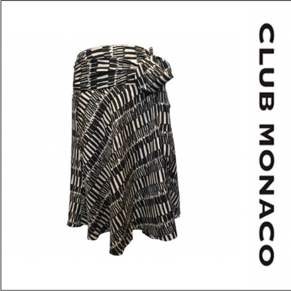 CLUB MONACO Silk Patterned Skirt - Black & White